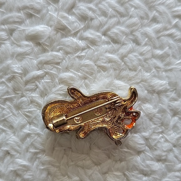 Pin - Picture 2 of 4